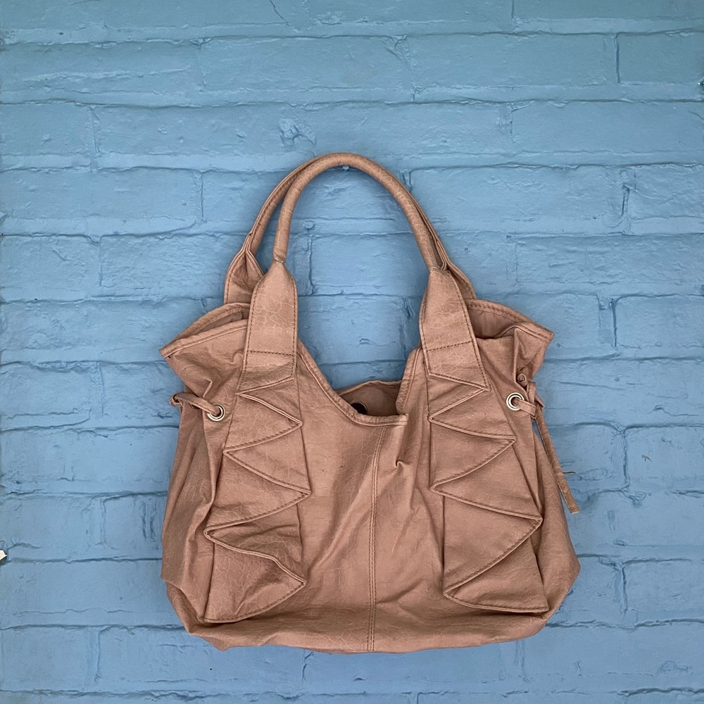 Ruffled Purse